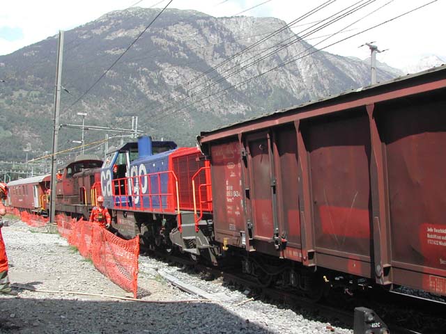 déraillement à Brig, photo 3 CFF Cargo bien en évidence